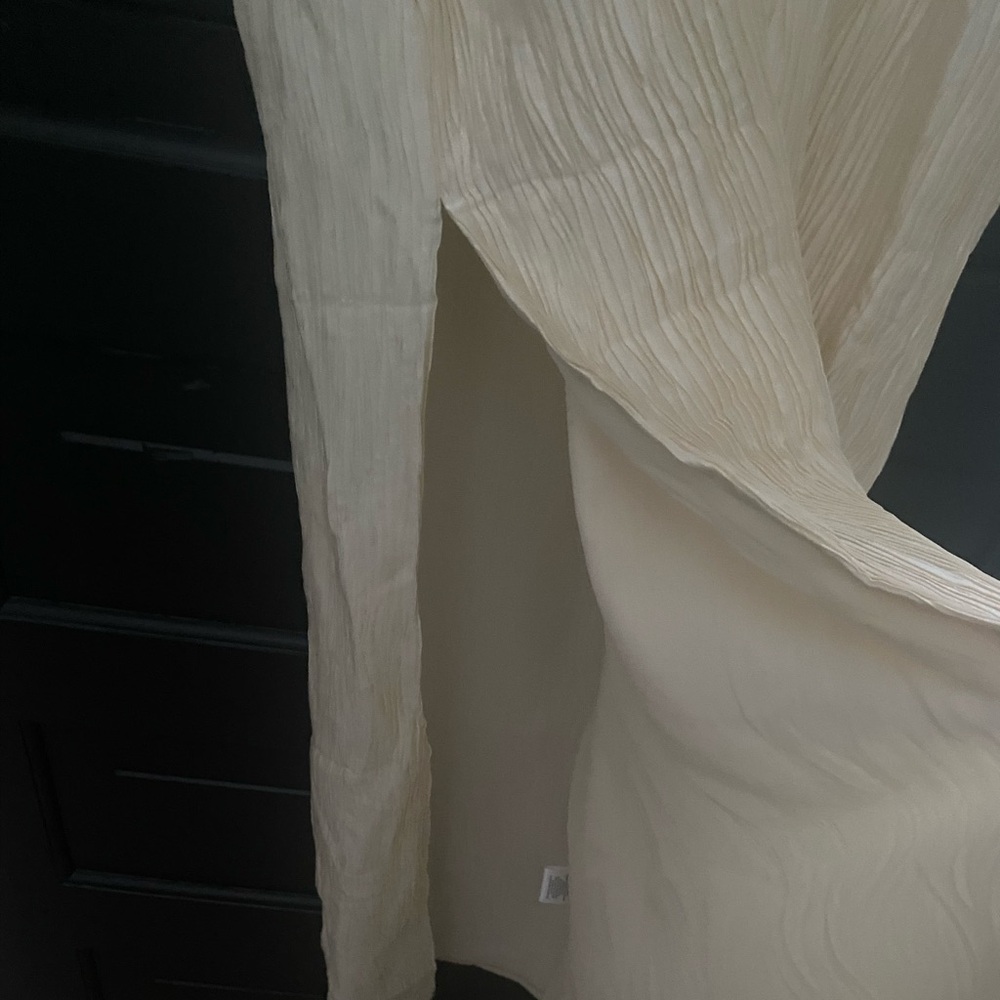 Meshki Cream Textured Maxi Dress with Side Slit - Picture 9 of 10
